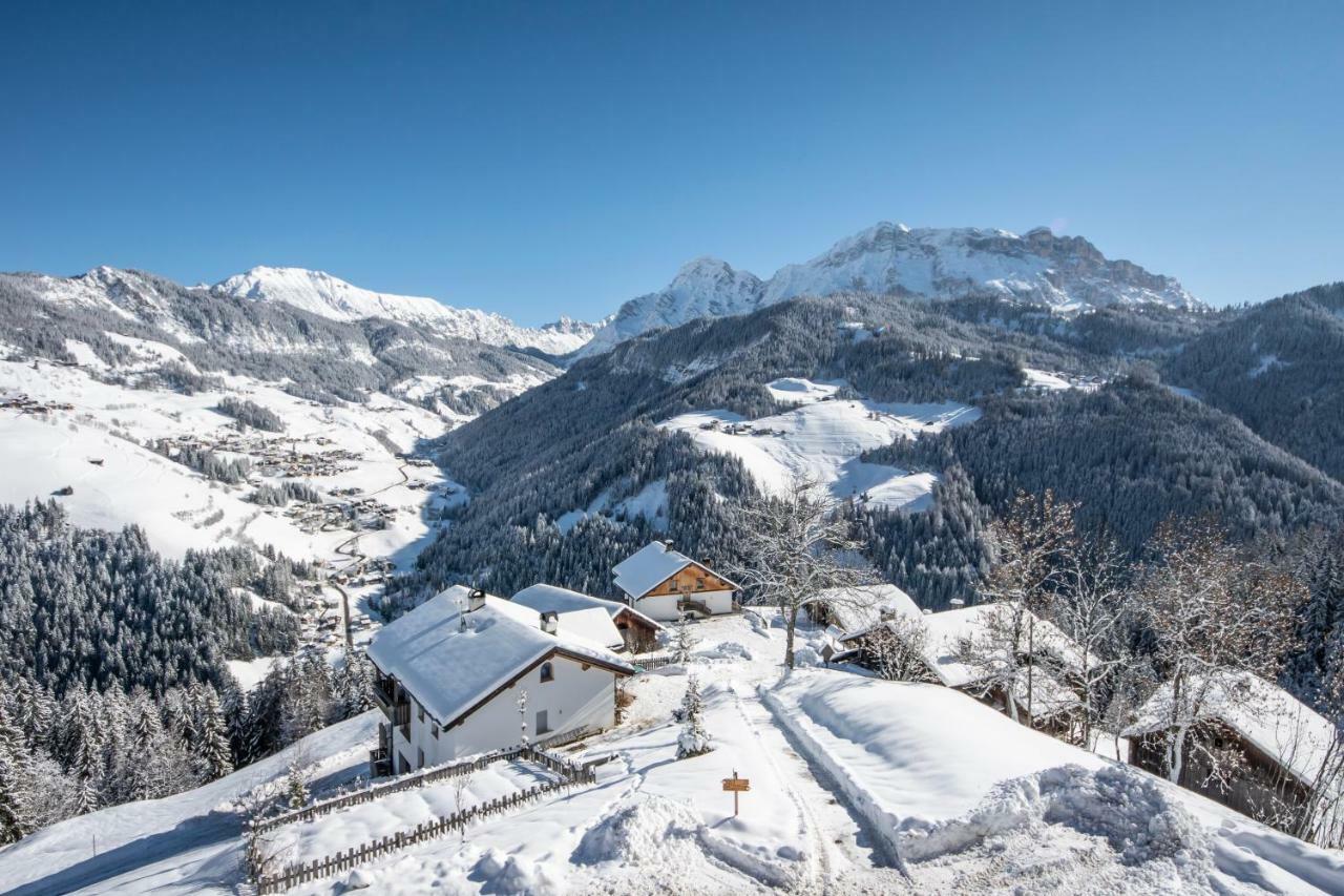 Agriturismo Luech Picedac ลาวาลเล ภายนอก รูปภาพ