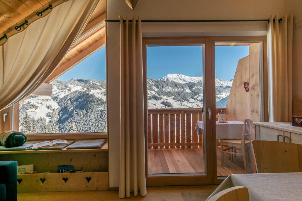 Agriturismo Luech Picedac ลาวาลเล ภายนอก รูปภาพ