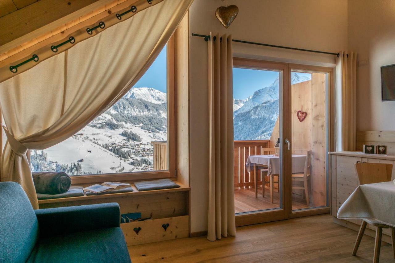 Agriturismo Luech Picedac ลาวาลเล ภายนอก รูปภาพ